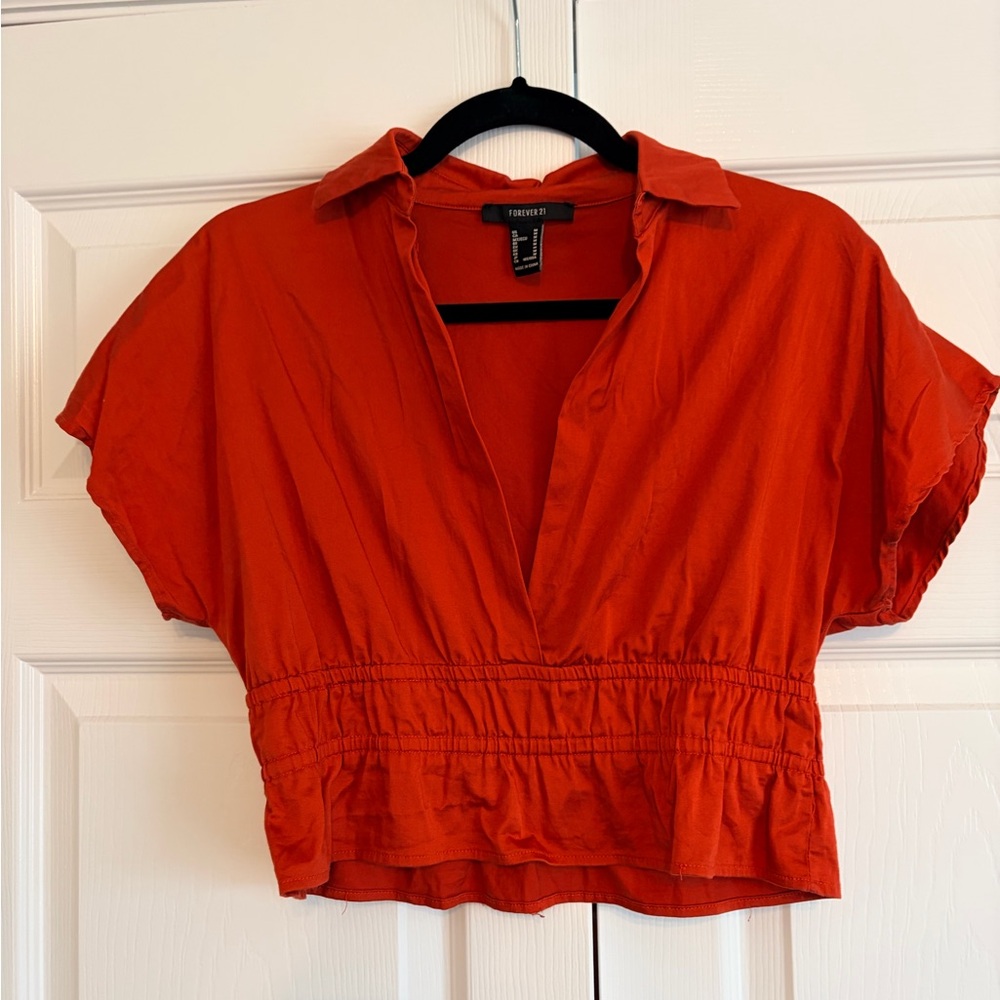 Forever 21 Women's Collared Crop Top